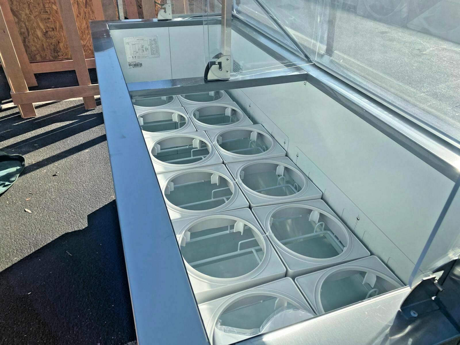 NEW 68″ Ice Cream Gelato 12 Tub Freezer Top Glass Nice Modern Display NSF ETL