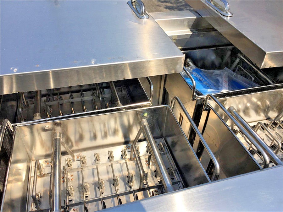 NEW Popsicle Maker Machine Ice Cream Mold Freezer Model BPZ-04 Paletas Paletero