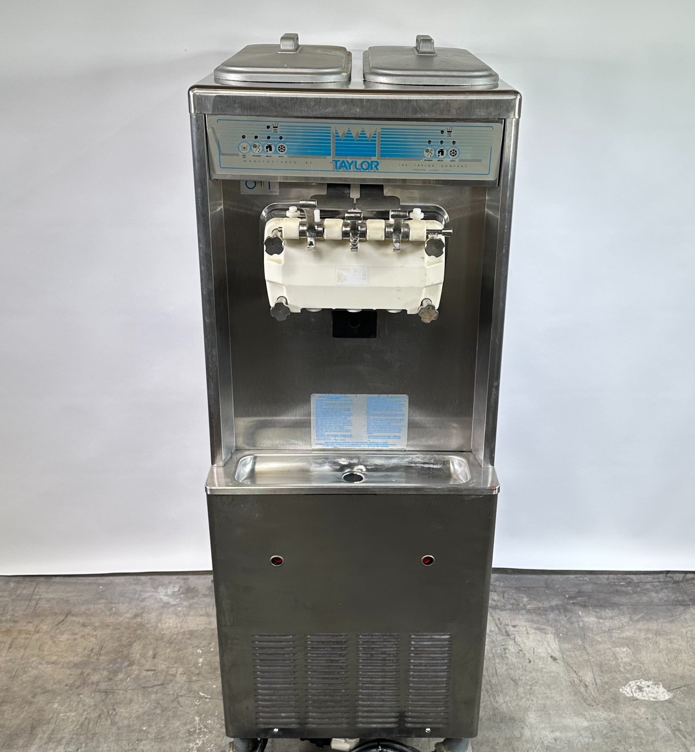 Taylor 794-33 Soft Serve Ice Cream Maker 3 Phase 208–230V (Water Cooled)