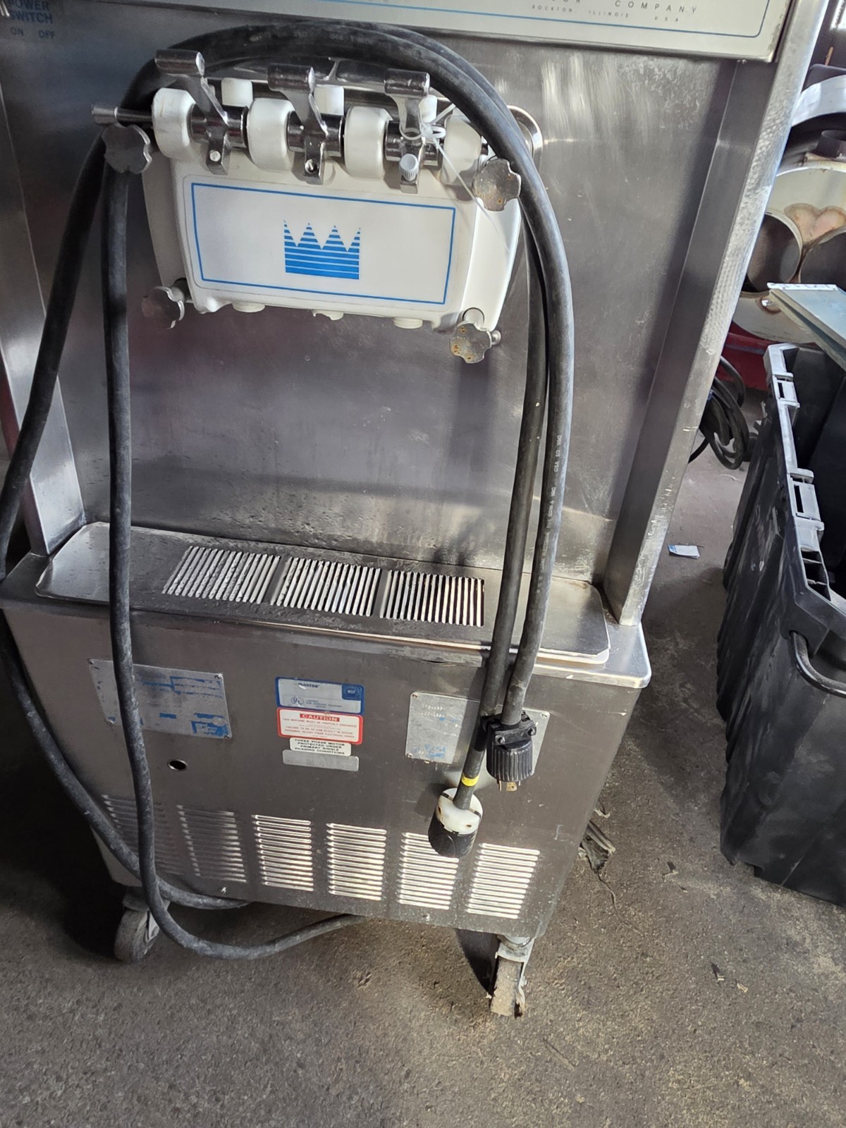 Taylor 754-33 Commercial Soft Serve Ice Cream Machine 3Ph Water – FREE FREIGHT
