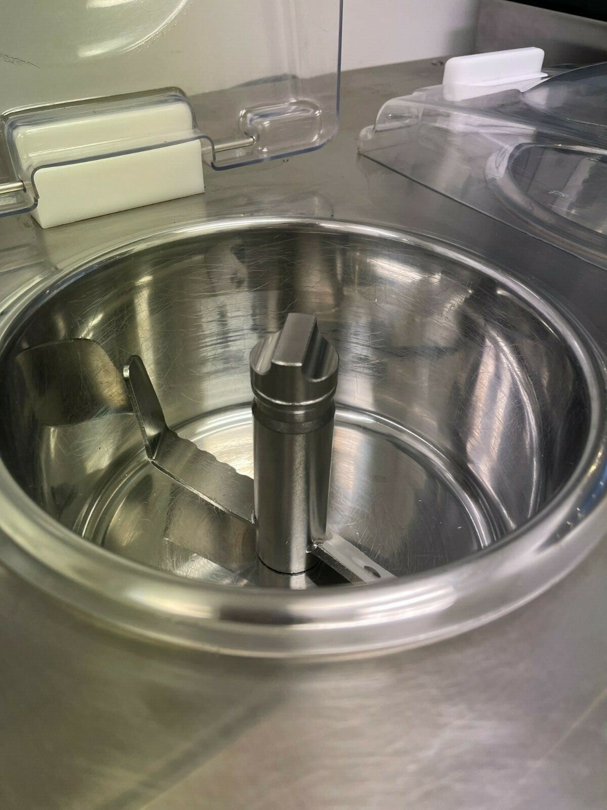BG Italy INST21 2 Pot Ice Cream/Gelato Machine (Makes ACAI BOWLS)