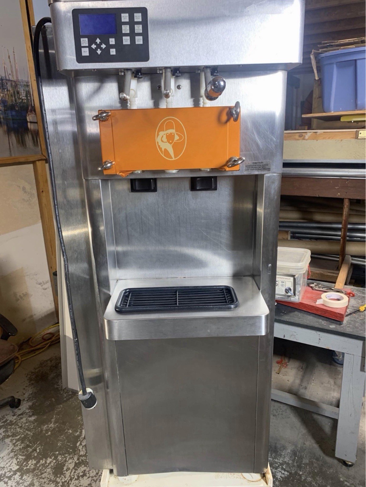 Stoelting F231 Commercial Soft Serve Ice Cream Machine – 208-240V 1-PH