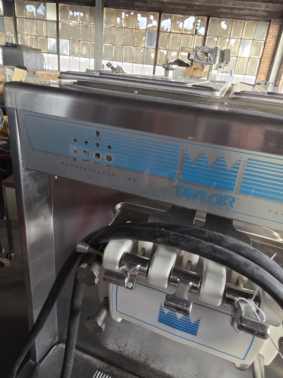 Taylor 754-33 Commercial Soft Serve Ice Cream Machine 3Ph Water – FREE FREIGHT