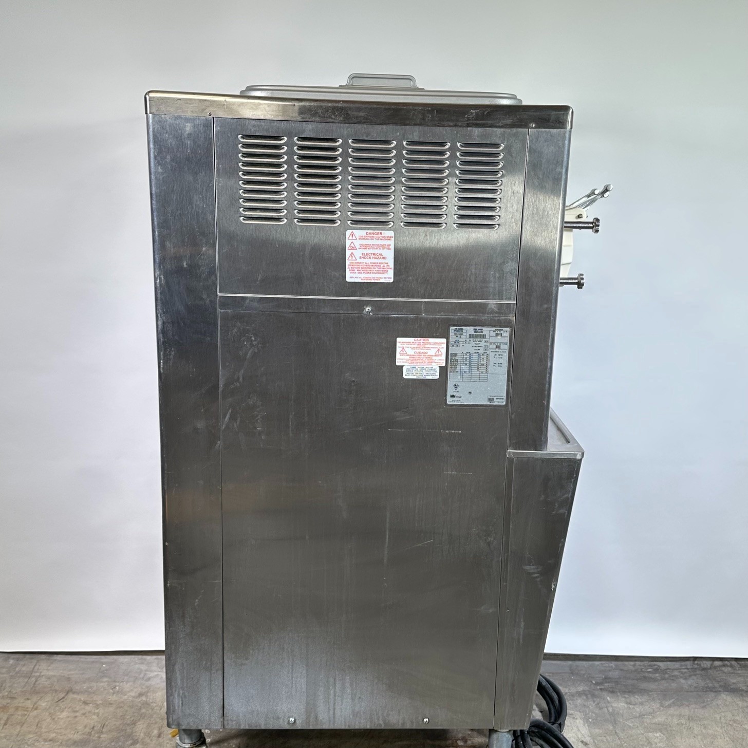 Taylor 794-33 Soft Serve Ice Cream Maker 3 Phase 208–230V (Water Cooled)