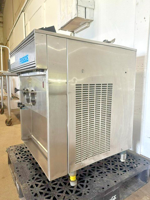ELECTRO FREEZE 55TF-213 AIR COOLED 1PH 2 FLAVOR SOFT SERVE ICE CREAM MACHINE