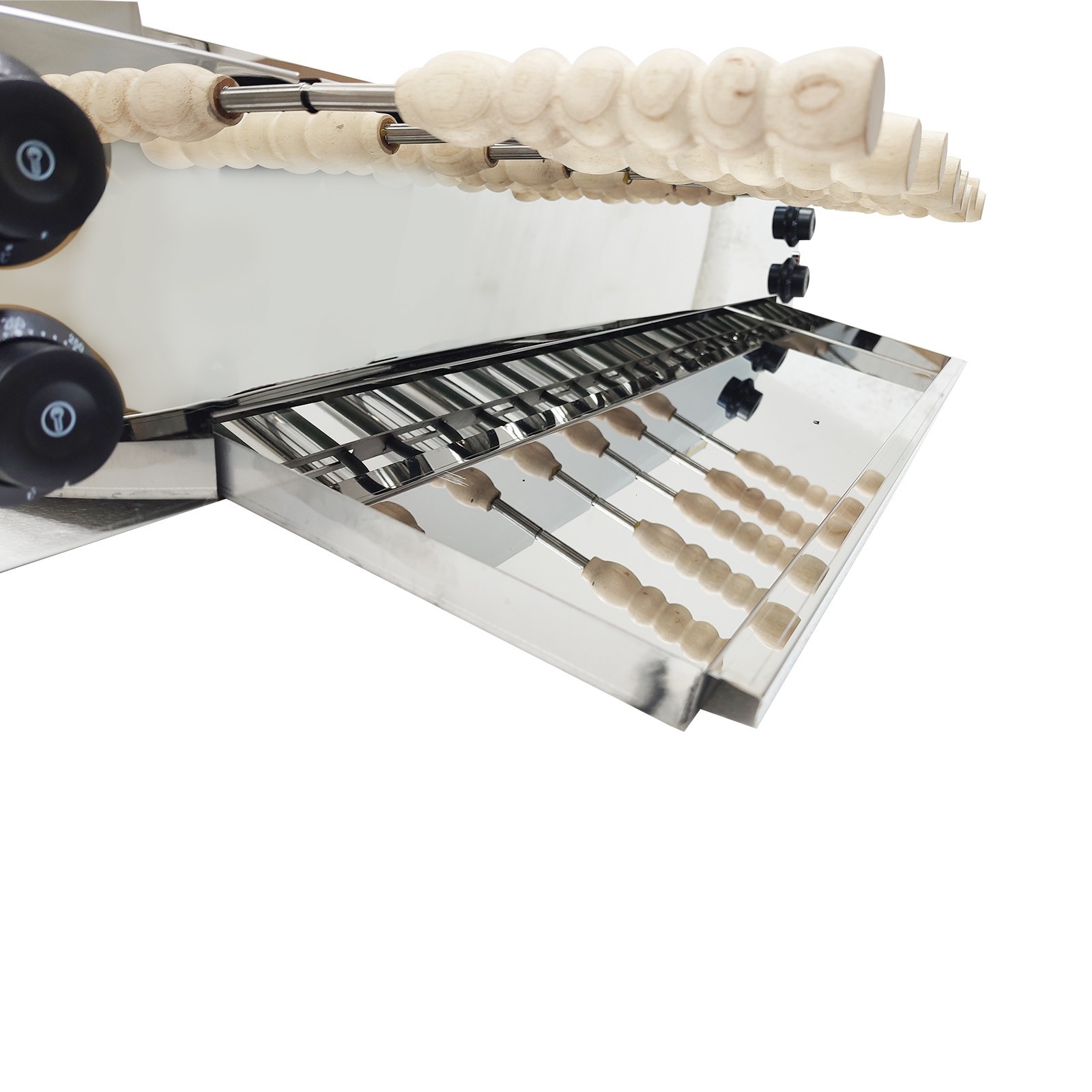 220V Chimney Cake Roll Oven Maker Electric Ice Cream Cone Machine 6KW