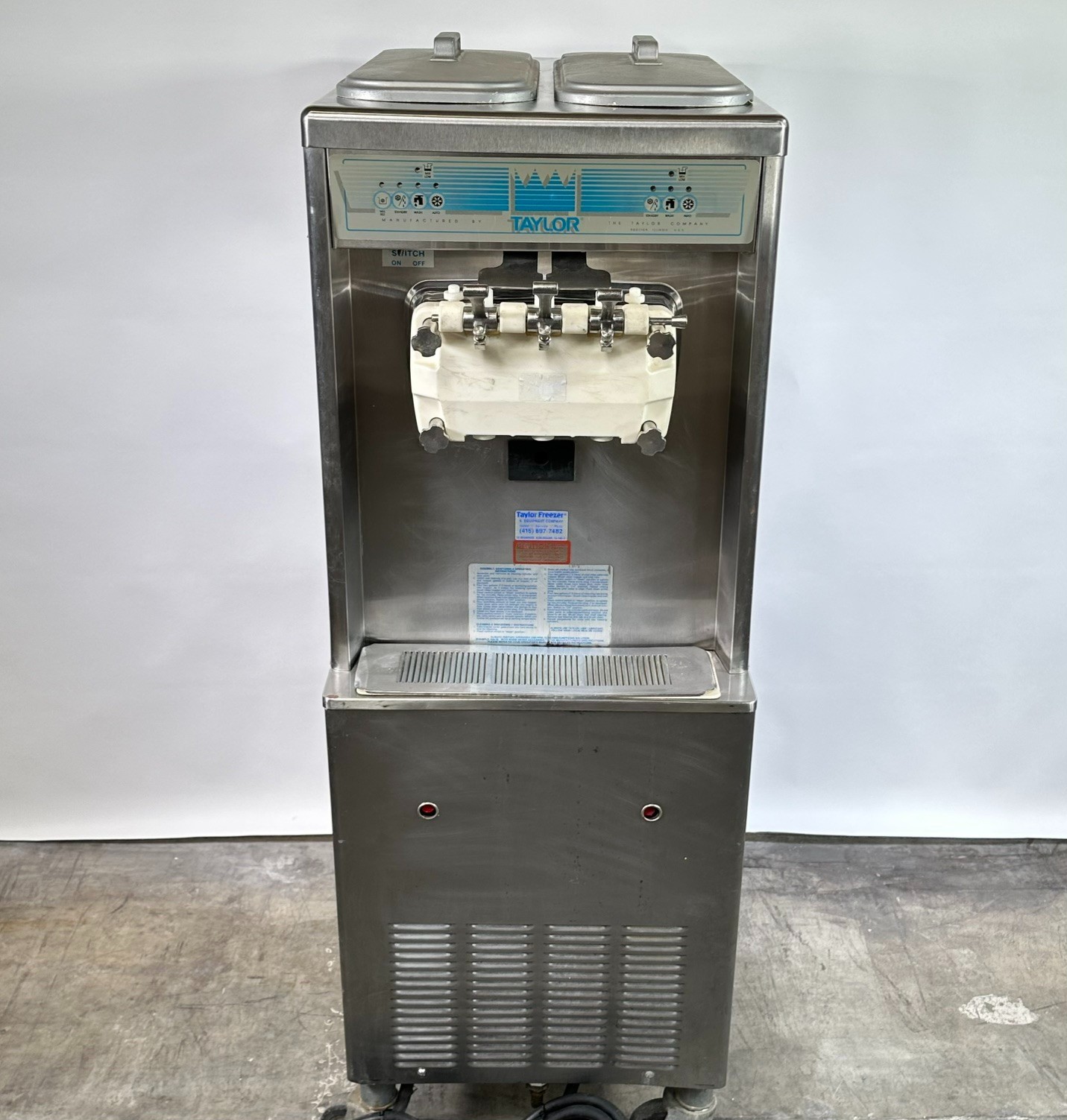 Taylor 794-33 Soft Serve Ice Cream Maker 3 Phase 208–230V (Water Cooled)