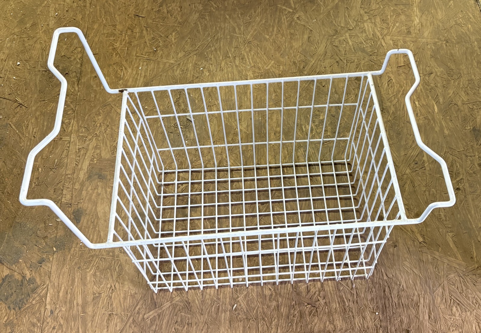True Freezer 930993 Basket Assembly White Fits Model TFM-29aL TFM-41AL, TFM-51AL