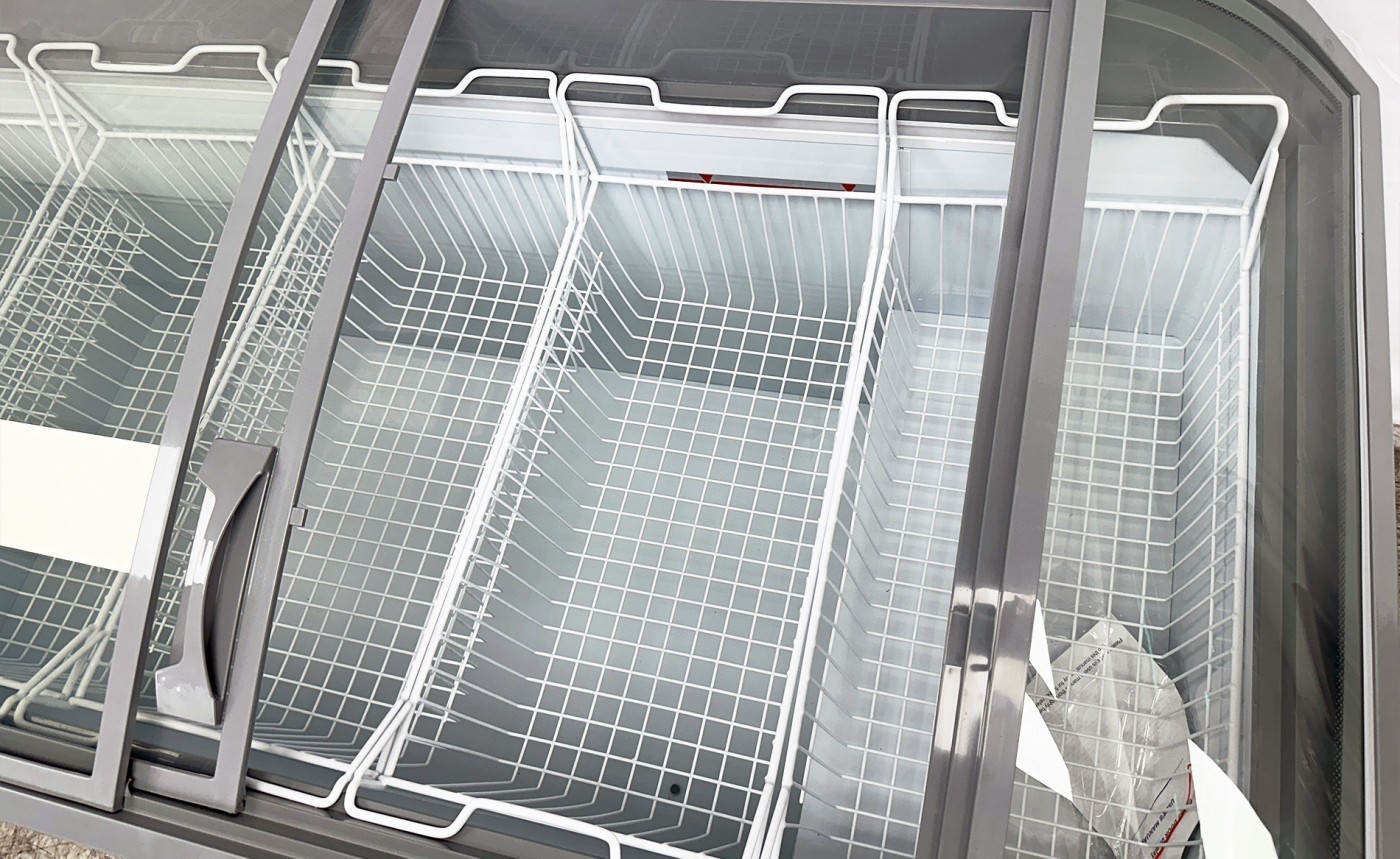65″ Commercial Chest Freezer Glass Door Grocery Freezer Ice Cream Display NSF