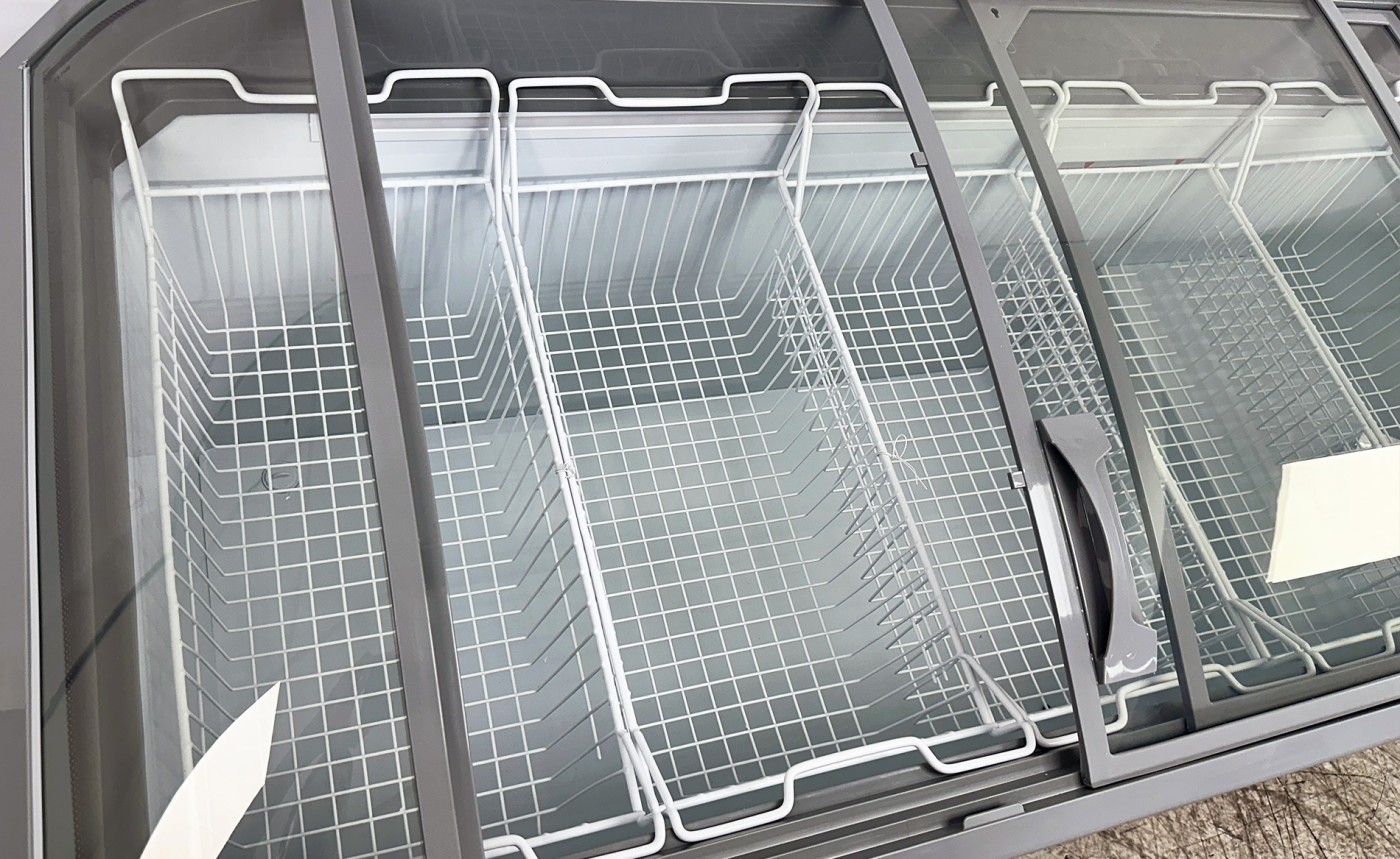 65″ Commercial Chest Freezer Glass Door Grocery Freezer Ice Cream Display NSF