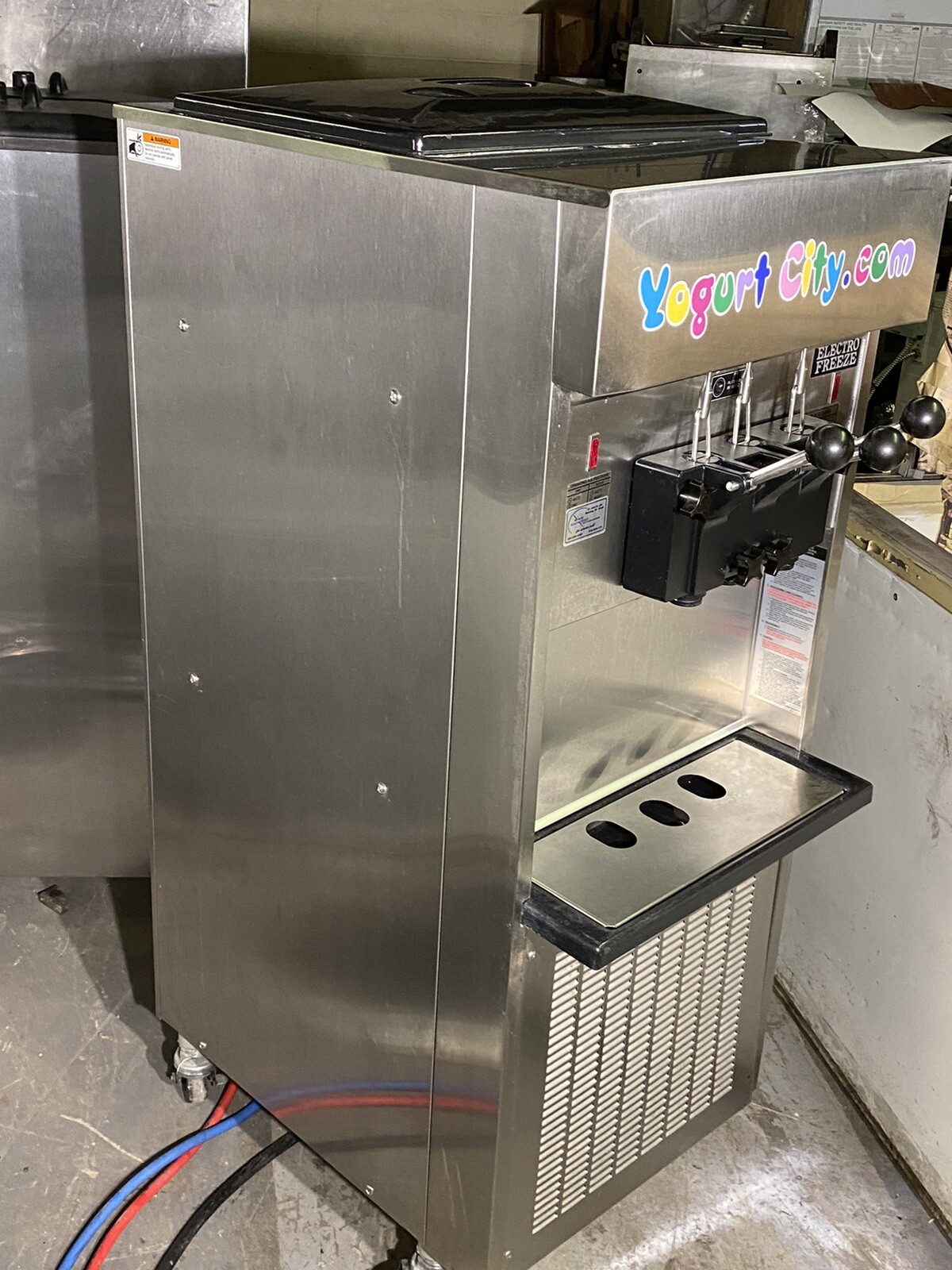 ElectroFreeze Soft Serve Ice Cream, SL 500, 3 ph., Water Cooled, 7 Available
