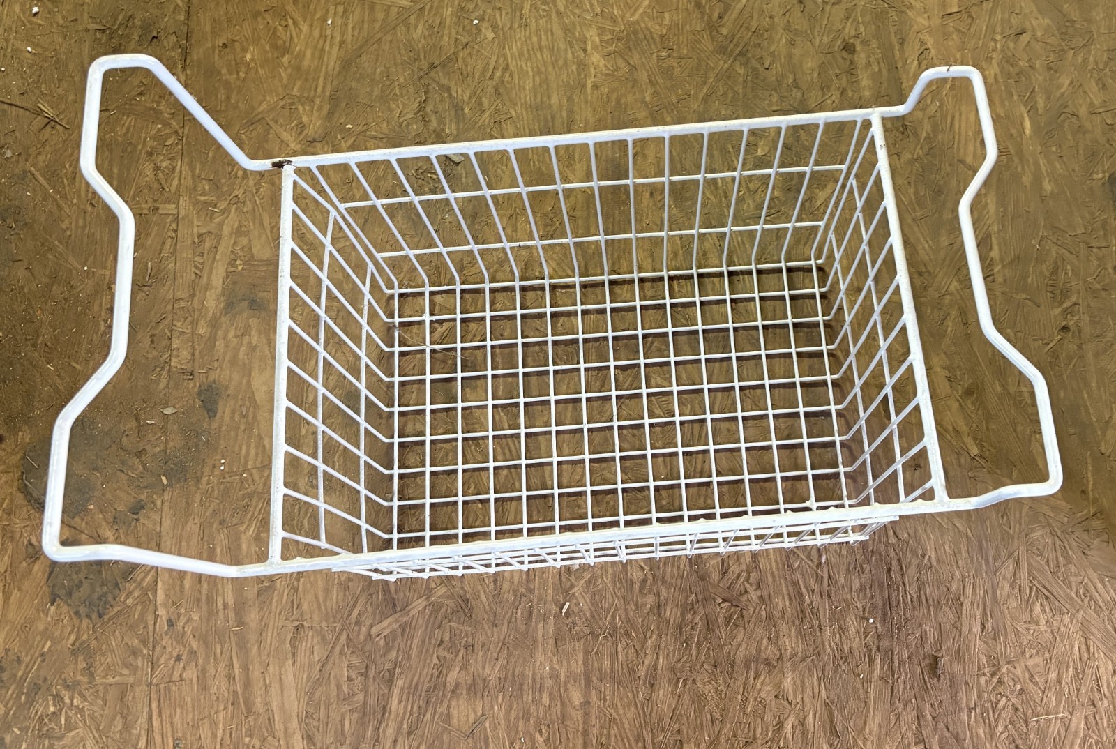 True Freezer 930993 Basket Assembly White Fits Model TFM-29aL TFM-41AL, TFM-51AL