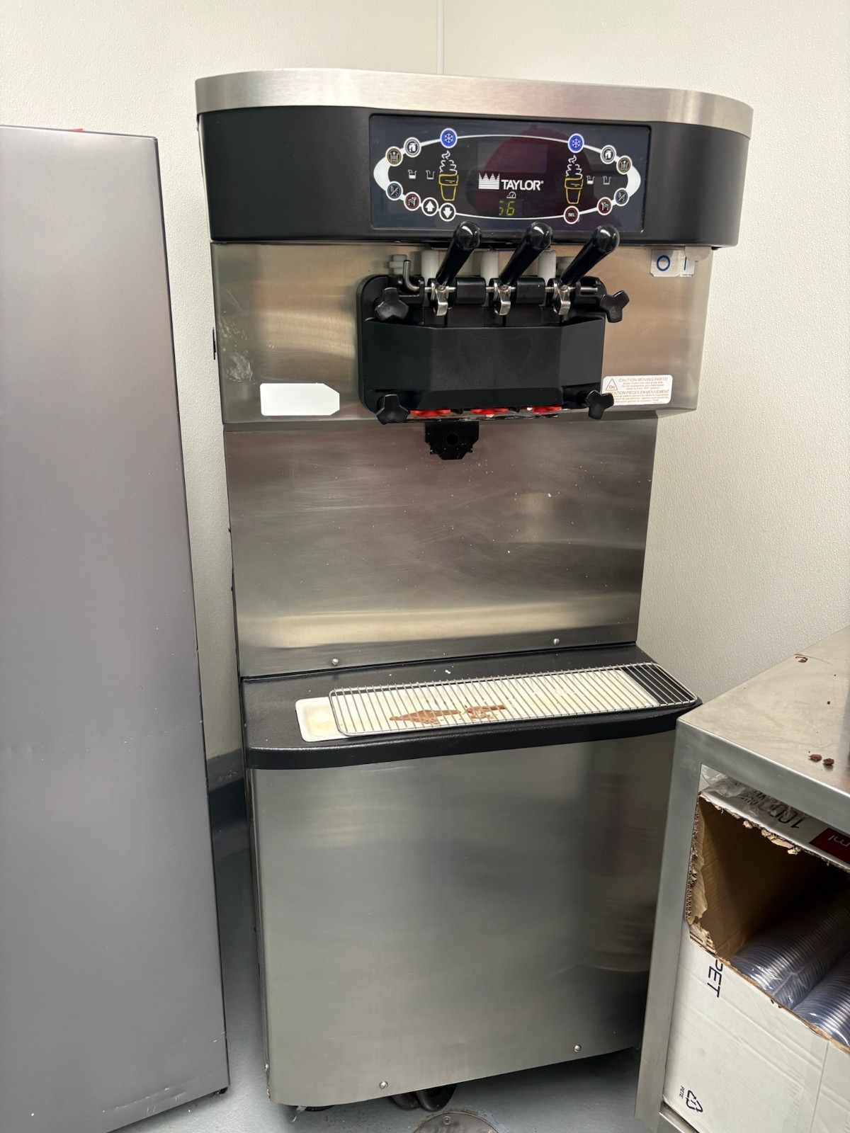 2020 Taylor C716-33 Soft Serve Frozen Yogurt Ice Cream Machine 3 Phase Air Cool