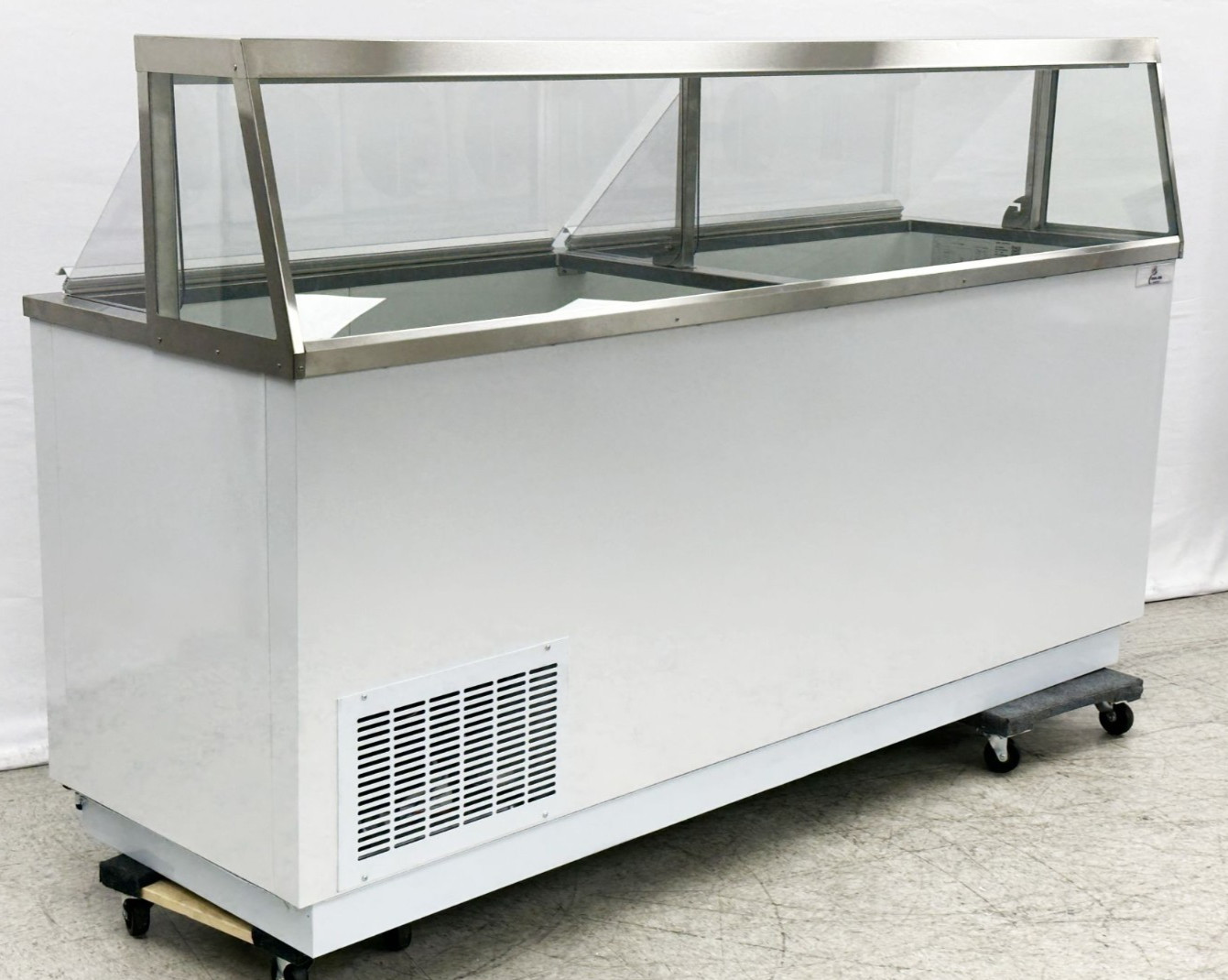 NEW 88″ Ice Cream Gelato 16 Tub Freezer Top Glass Nice Modern Display NSF ETL
