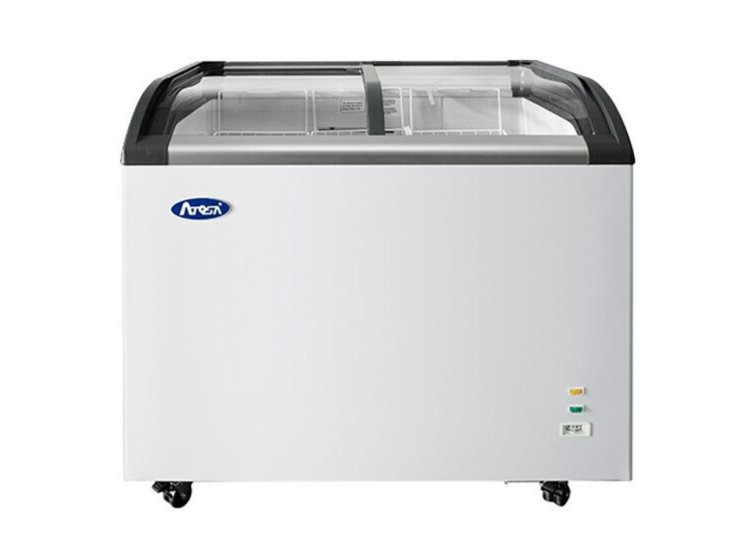 Atosa MMF9110 Curved top Ice Cream Sliding Glass Lid 9.6 Cu. Ft. Chest Freezer