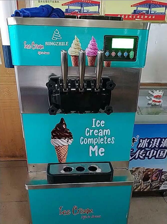 3 Flavor Soft Serve Ice Cream Machine Comercial Air Cooled Ice-cream Cone Freeze