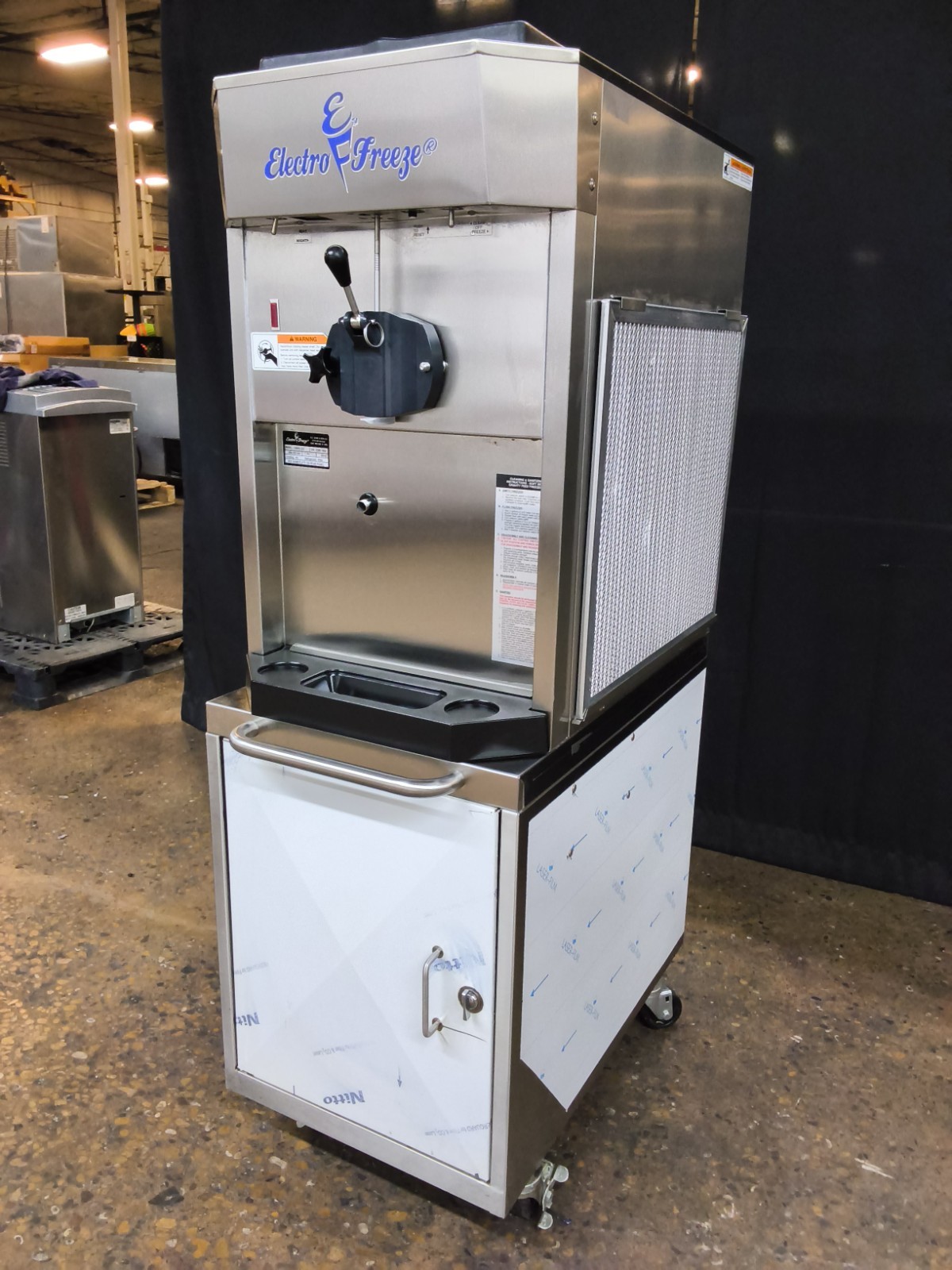 Electro Freeze CS600-237 Soft -Server Freezer Yogurt machine with stand