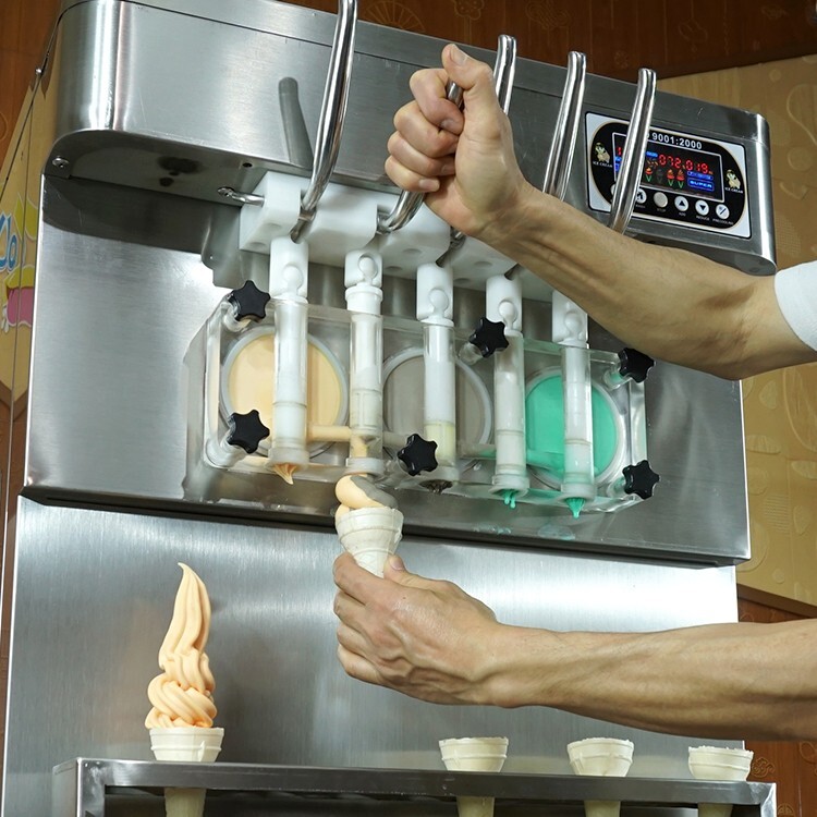 Kolice Commercial 5 flavors soft ice cream maker with different shapes nozzles