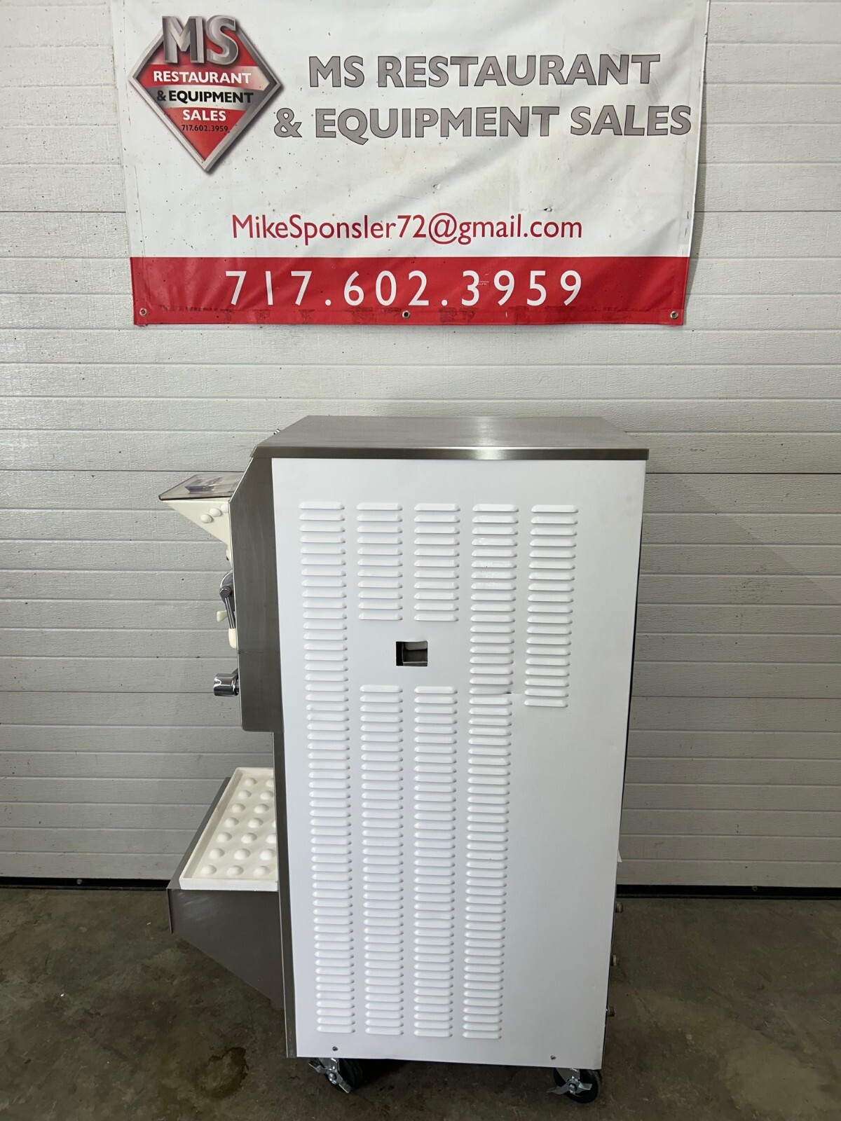 Carpigiani LB-302 RTX-G 15 Qt. Water Cooled Gelato / Low Overrun Desserts Batch