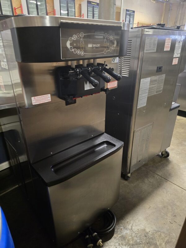 Taylor 716 Soft Serve Machines Air Cooled (Warranty) 3 Available 2018 / 2019/20
