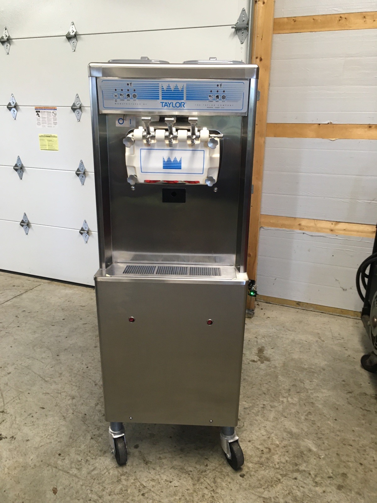 Taylor 794-33 Ice Cream Yogurt Machine Water cooled 3 Phase 2012 Totally Rebuilt