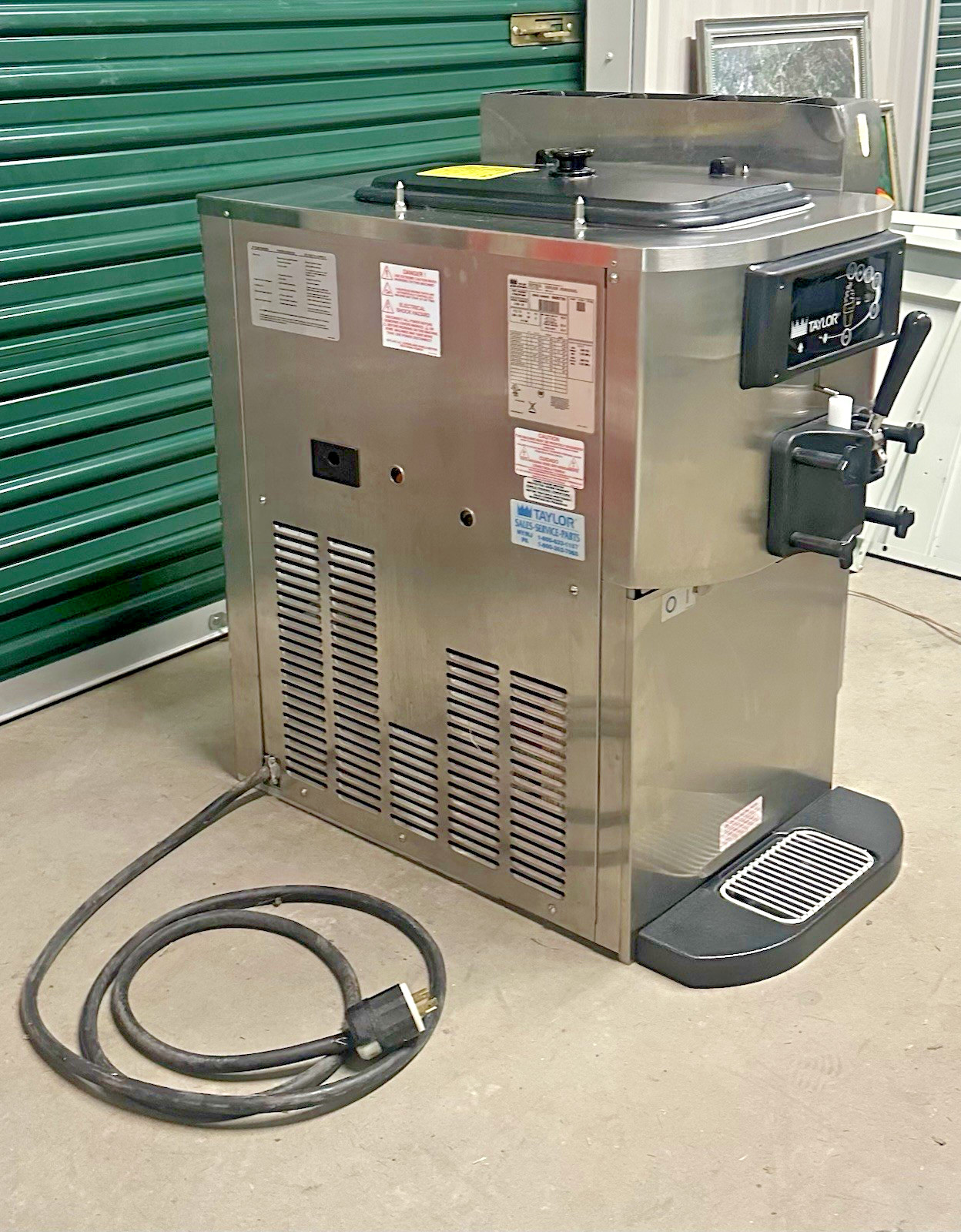 Taylor C708 Soft Serve Ice Cream Machine. Air Cooled | Freight or Pickup
