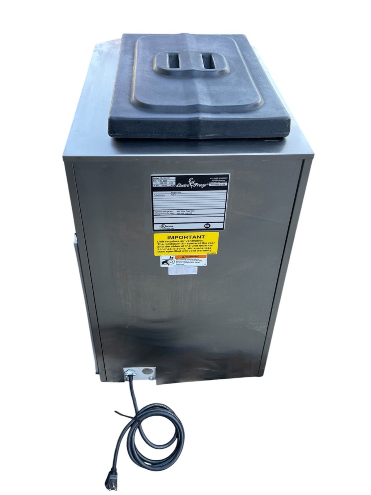 ELECTRO FREEZE CS700 Gravity-Fed Shake Freezer Countertop