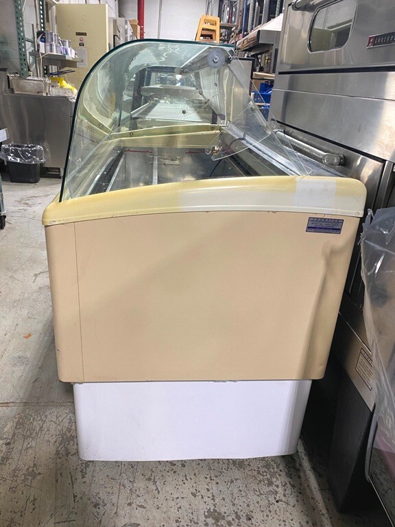 Freezer/ ItalProget Brio 14 Gelato Dipping Cabinet/ 53″